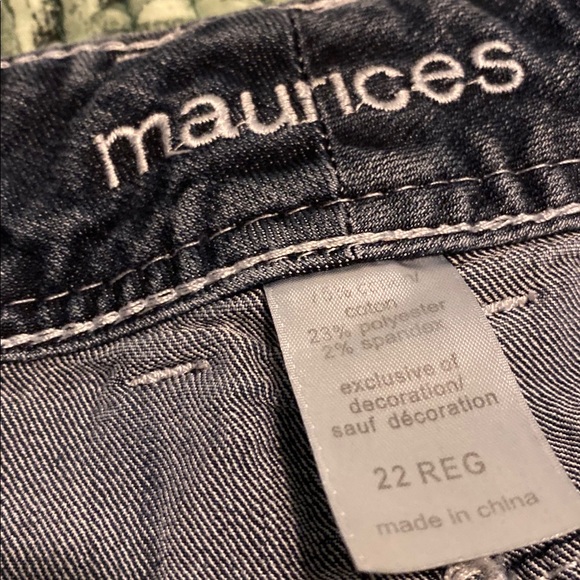 Jeans - Picture 2 of 3